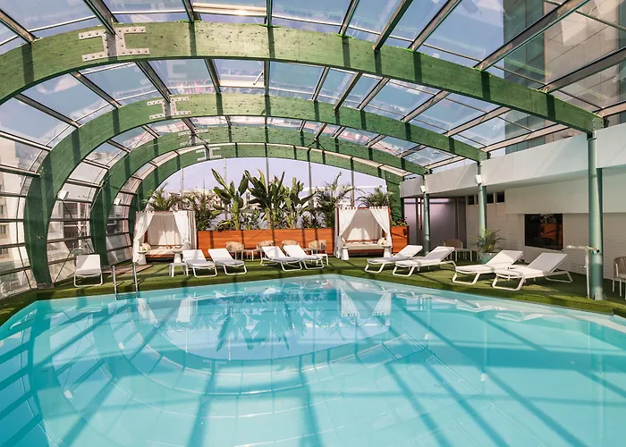 Ξενοδοχείο Gran & 5*