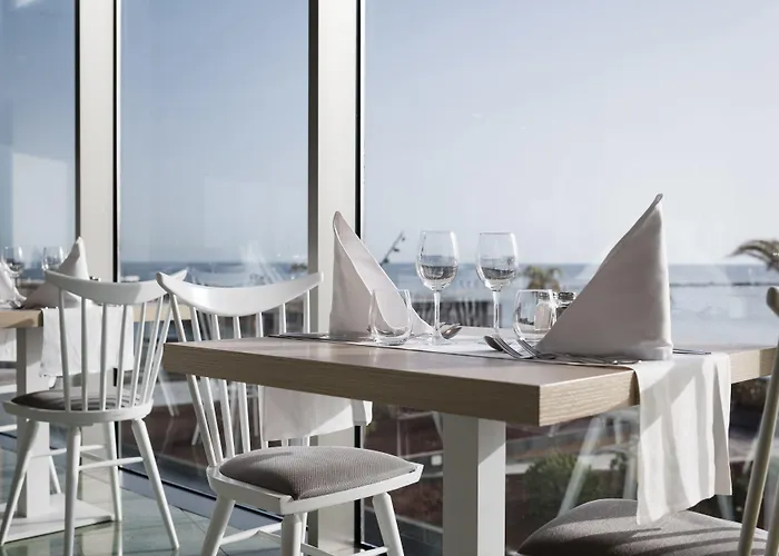 阿瑞斯弗格兰酒店及水疗中心 阿雷西费